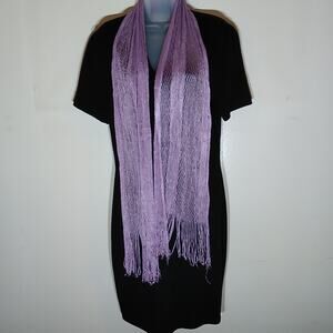 Knitted purple women's scarf with fringe